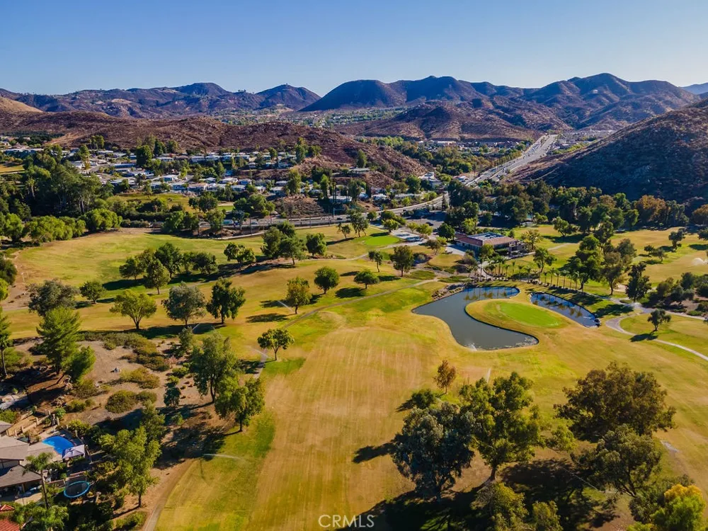 22780 Skylink Canyon Lake, CA 92587