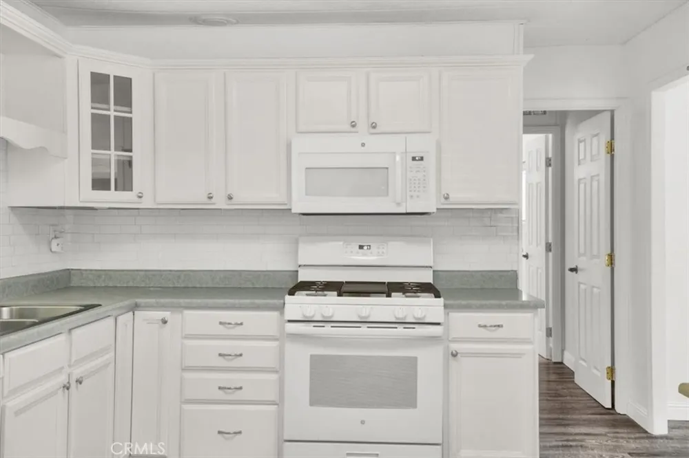 22780 Skylink Canyon Lake, CA 92587