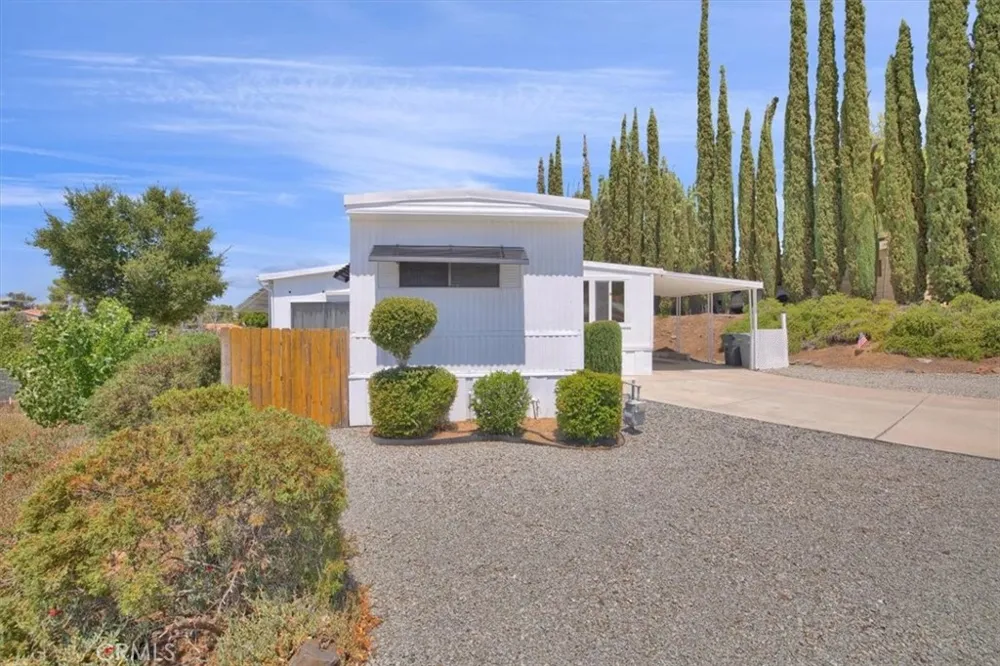 22780 Skylink Canyon Lake, CA 92587