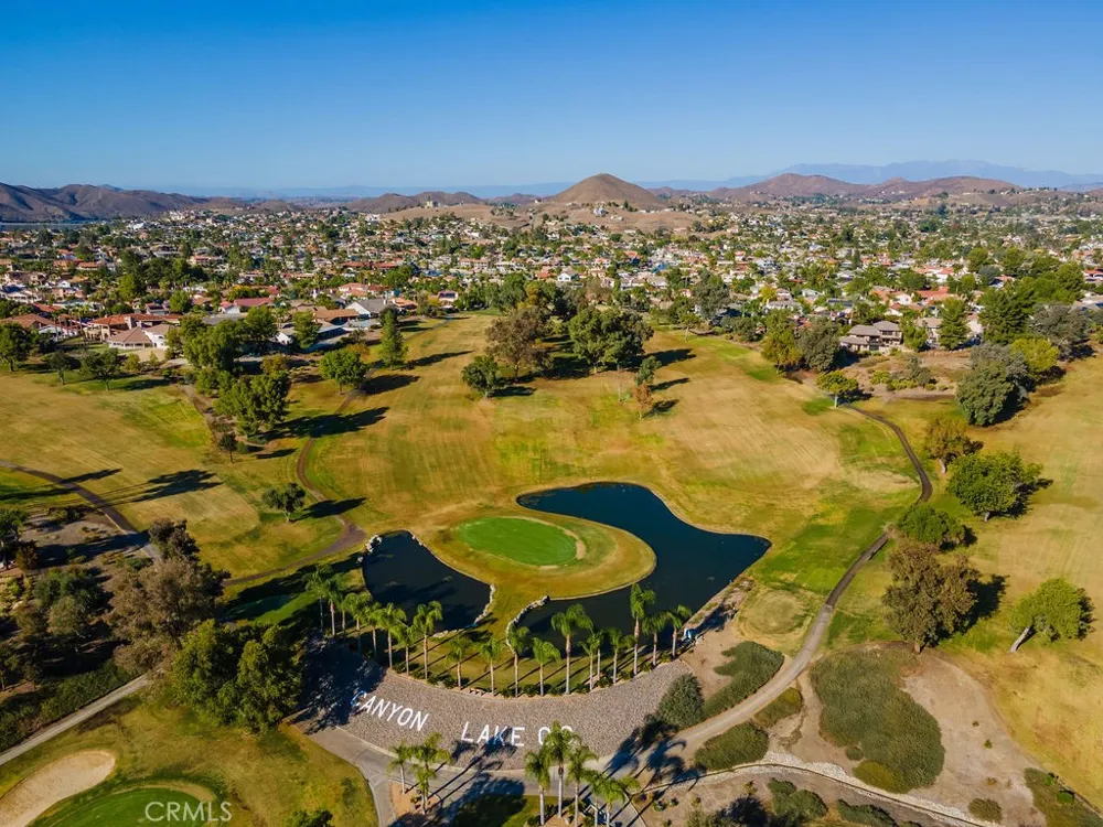 22780 Skylink Canyon Lake, CA 92587
