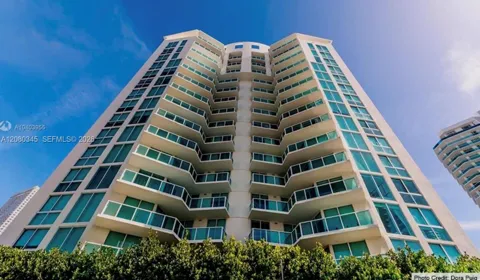 250 Sunny Isles Blvd #3-803
