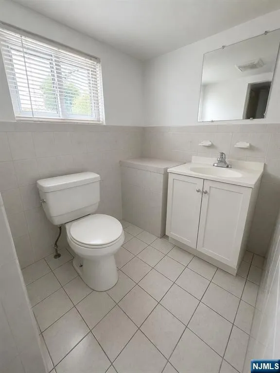 503 6th Avenue Lyndhurst, NJ 07071
