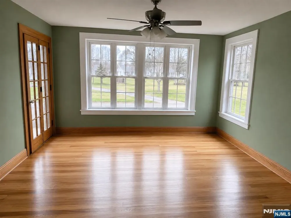 503 6th Avenue Lyndhurst, NJ 07071