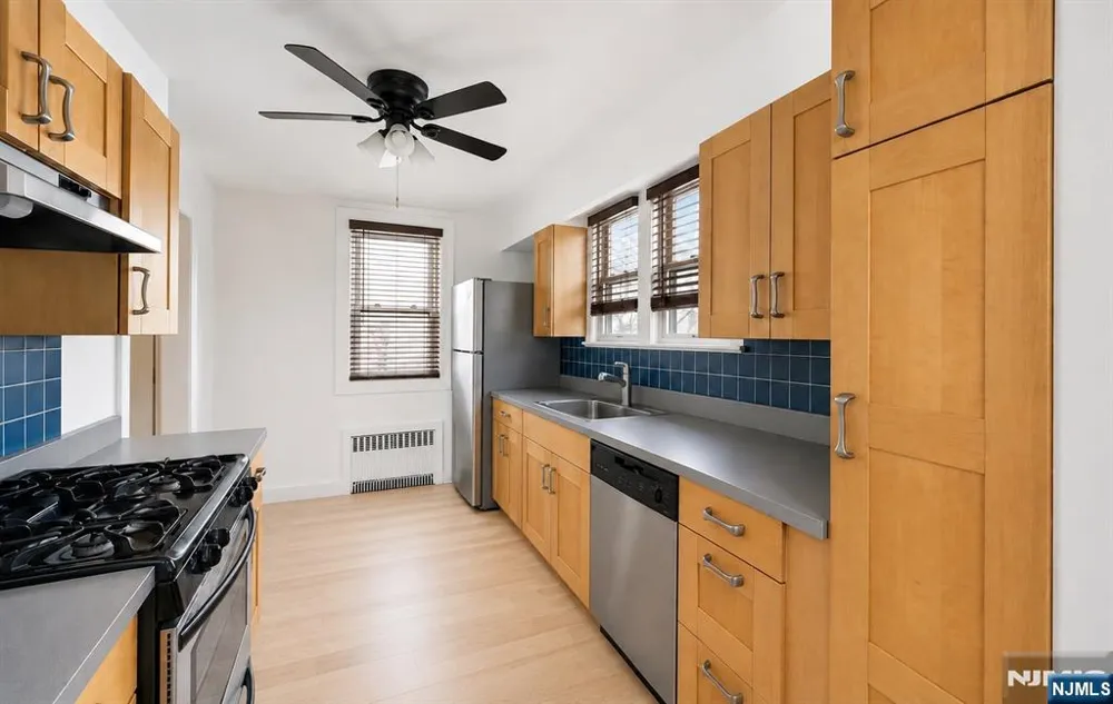 503 6th Avenue Lyndhurst, NJ 07071