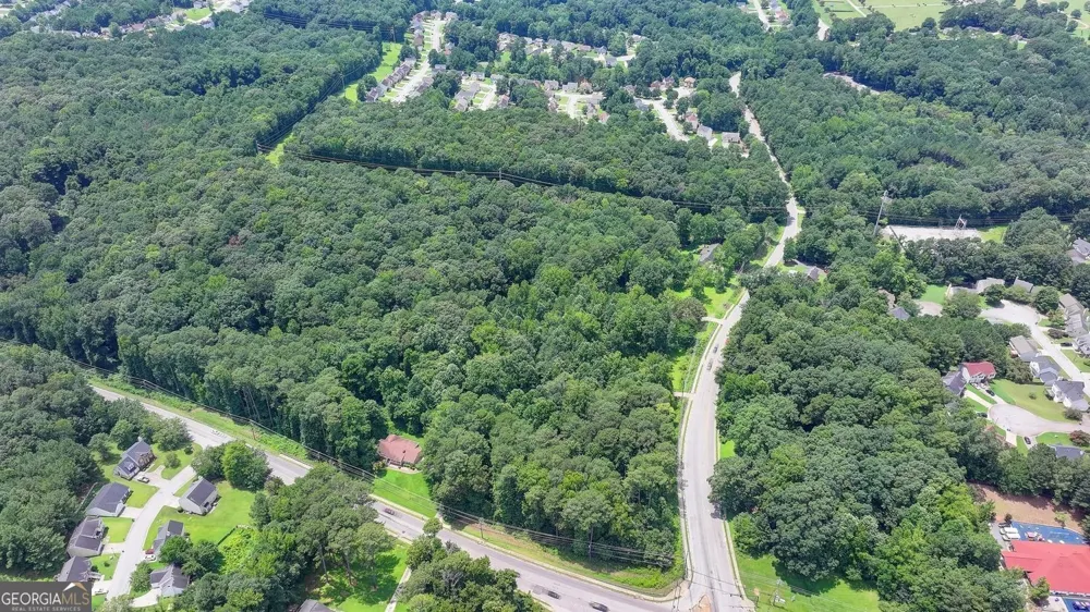 3825 Panthersville RD Ellenwood, GA 30294
