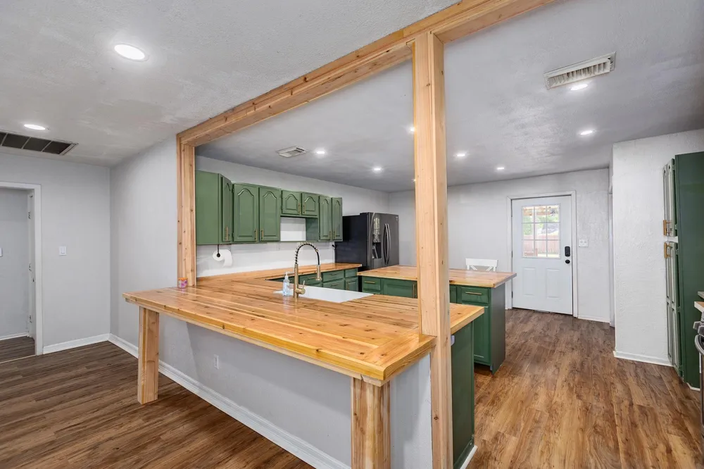 1909 Reese Street Liberty, TX 77575