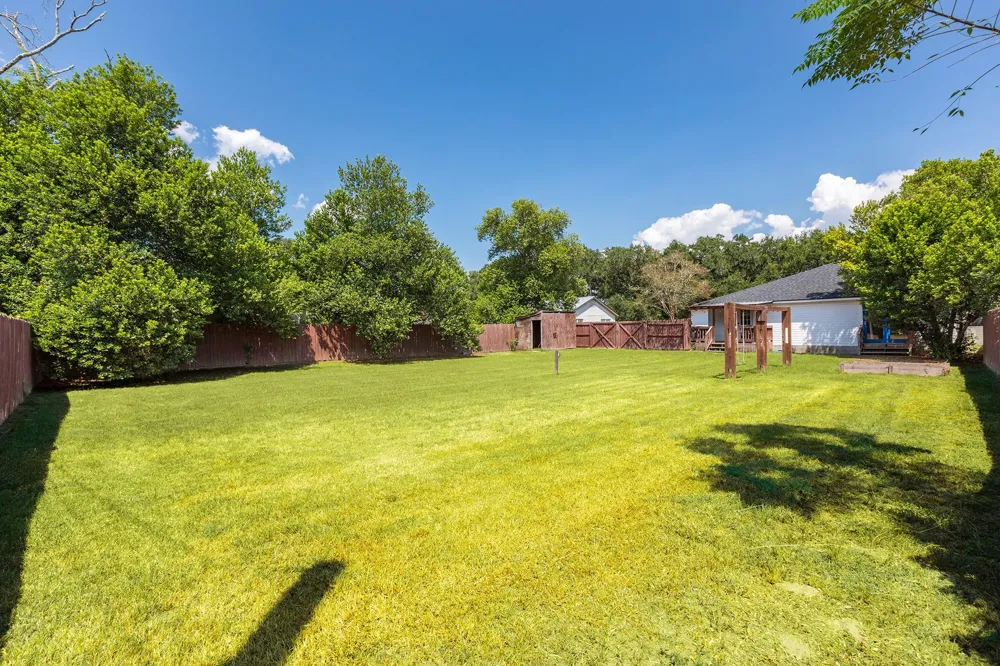 1909 Reese Street Liberty, TX 77575