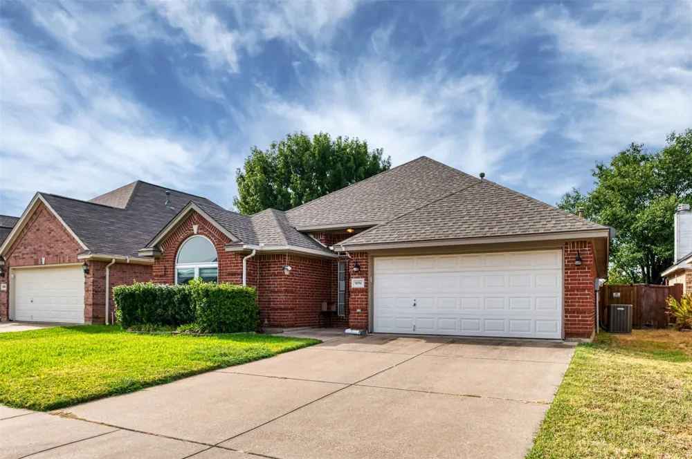 9094 Saranac Trail Fort Worth, TX 76118