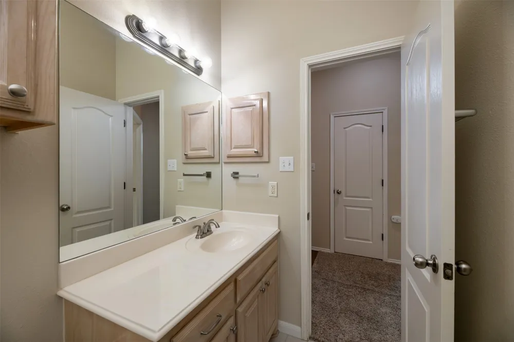 9094 Saranac Trail Fort Worth, TX 76118