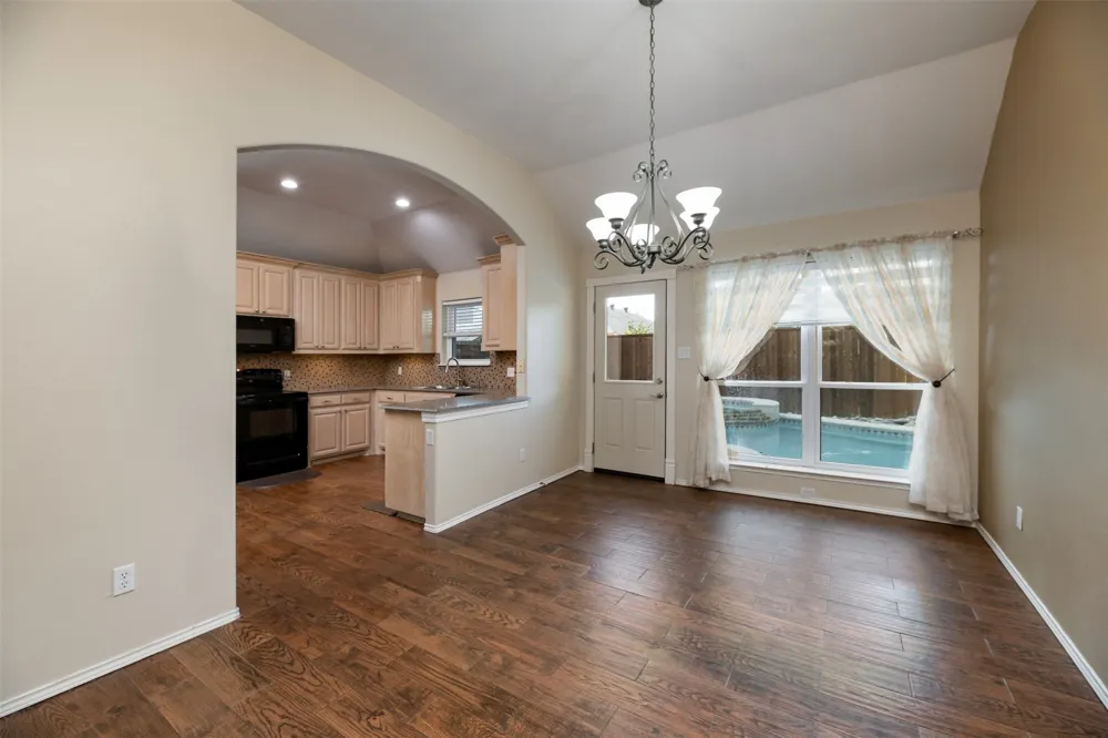 9094 Saranac Trail Fort Worth, TX 76118