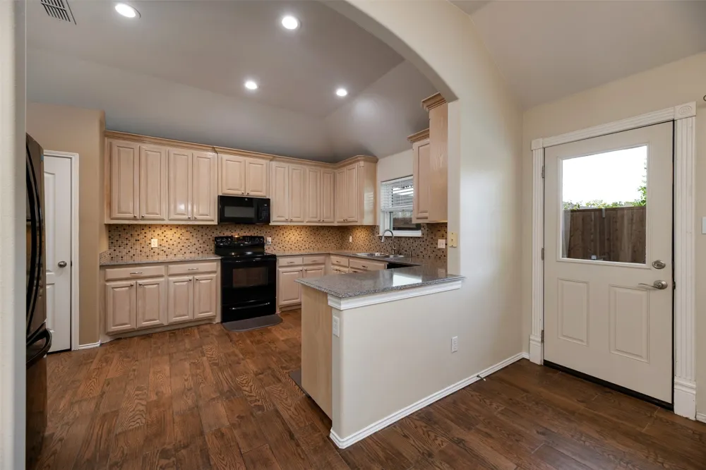9094 Saranac Trail Fort Worth, TX 76118