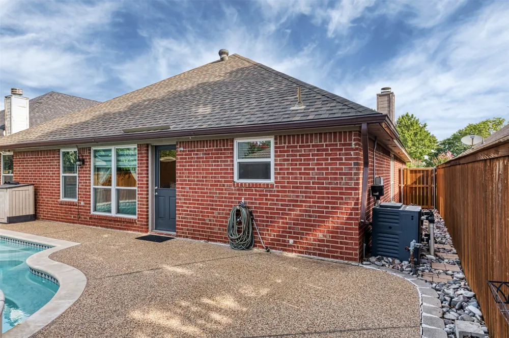 9094 Saranac Trail Fort Worth, TX 76118