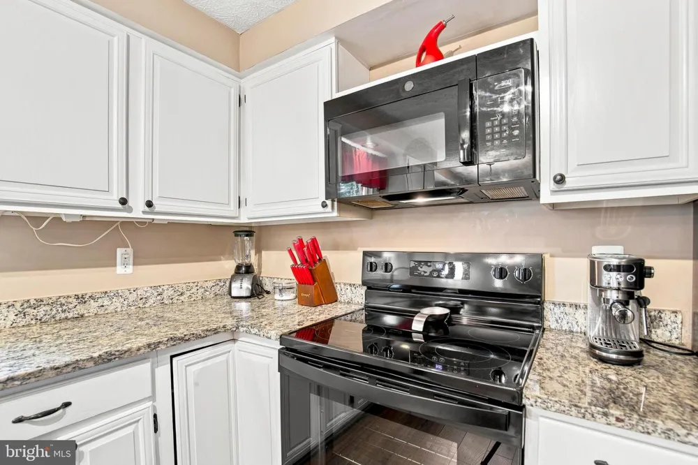 16125 OLMSTEAD LANE Woodbridge, VA 22191