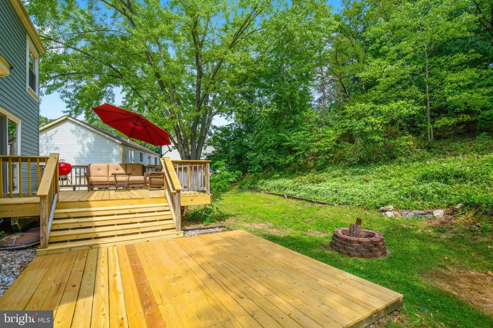 16125 OLMSTEAD LANE Woodbridge, VA 22191