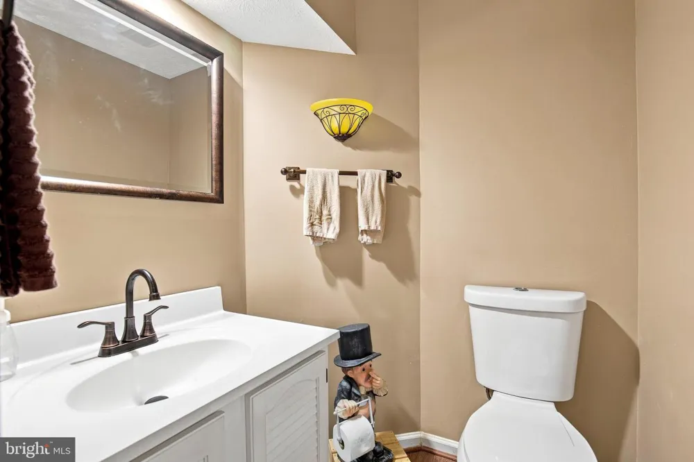 16125 OLMSTEAD LANE Woodbridge, VA 22191