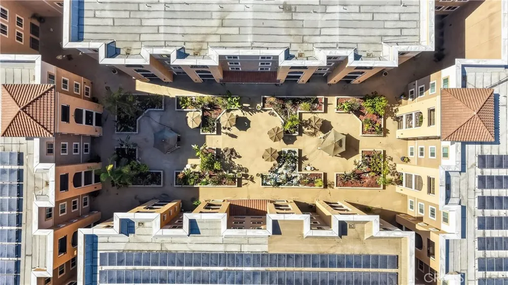 11 S 3rd Alhambra, CA 91801