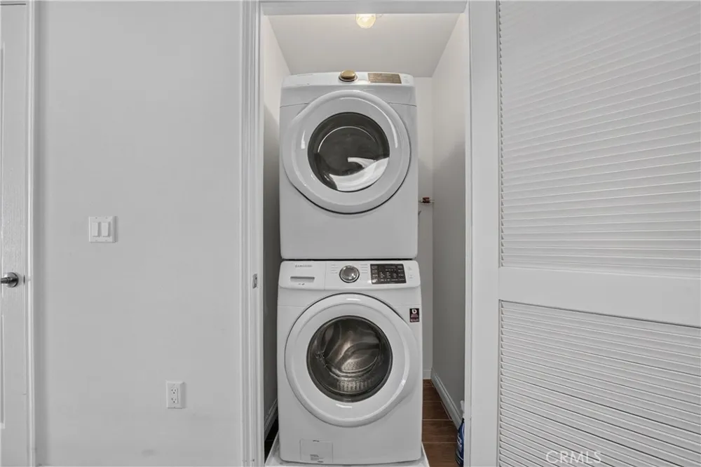 11 S 3rd Alhambra, CA 91801