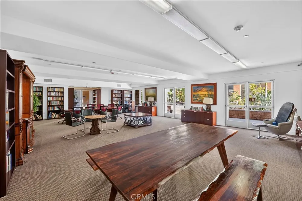 11 S 3rd Alhambra, CA 91801