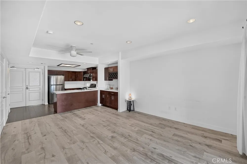11 S 3rd Alhambra, CA 91801
