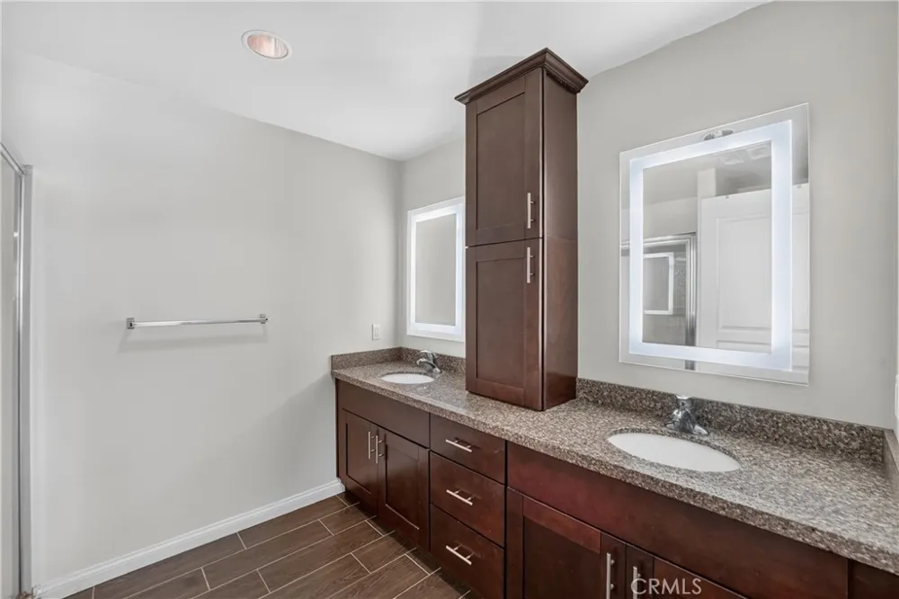 11 S 3rd Alhambra, CA 91801