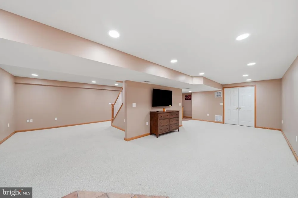 4007 WINDWARD DRIVE Mount Airy, MD 21771