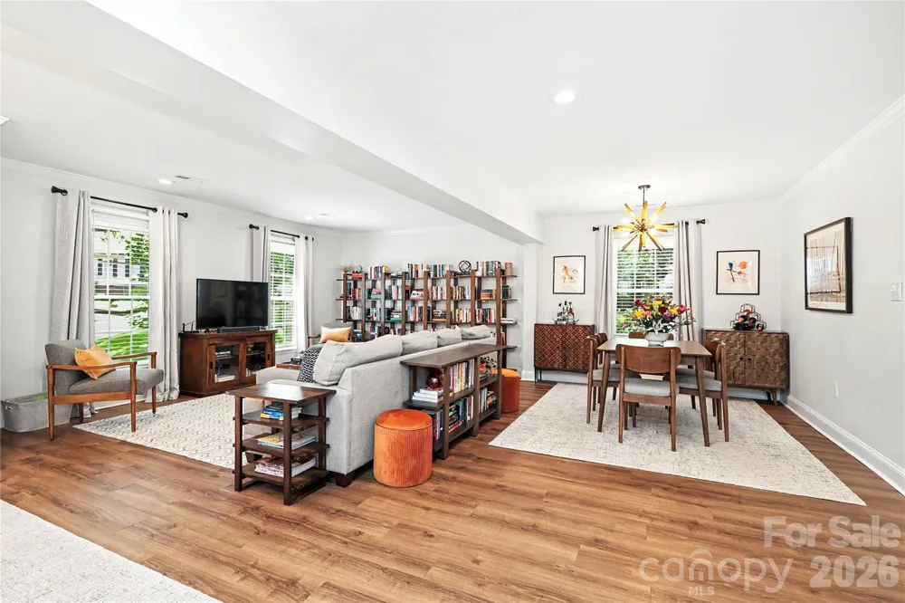 2701 Creekbed Lane Charlotte, NC 28210
