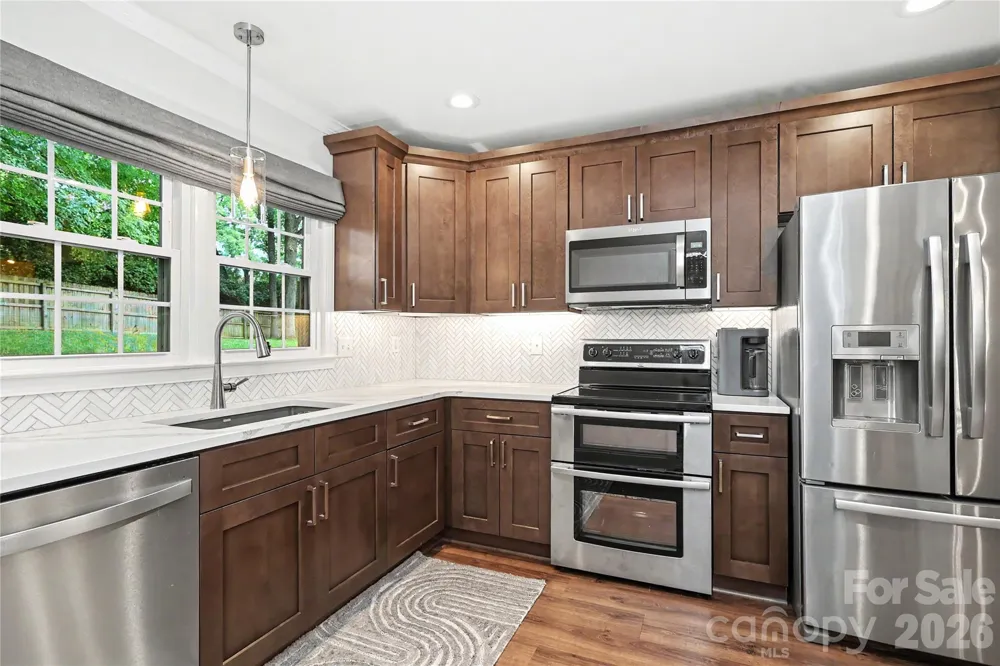 2701 Creekbed Lane Charlotte, NC 28210