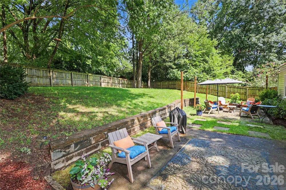 2701 Creekbed Lane Charlotte, NC 28210