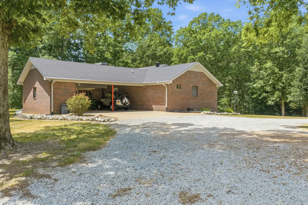 899 Wilkinstown Rd Parsons, TN 38363