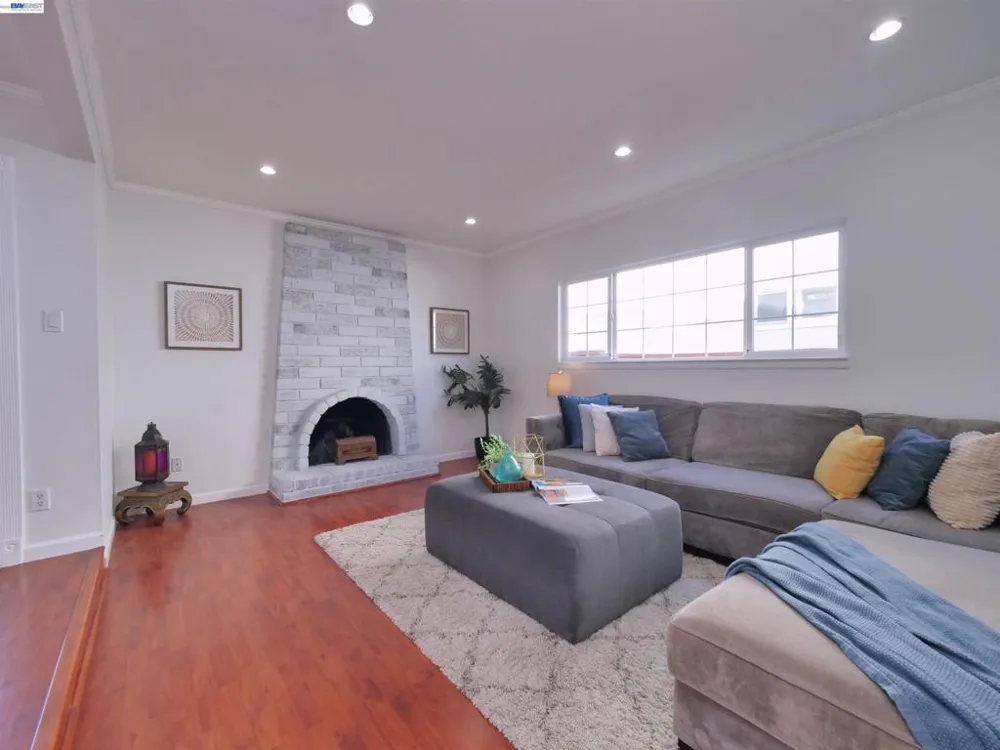 35831 Caxton Pl Fremont, CA 94536