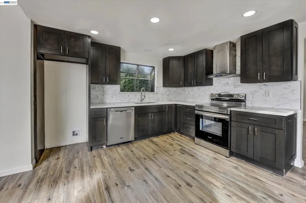 4205 Palomar Dr Antioch, CA 94531