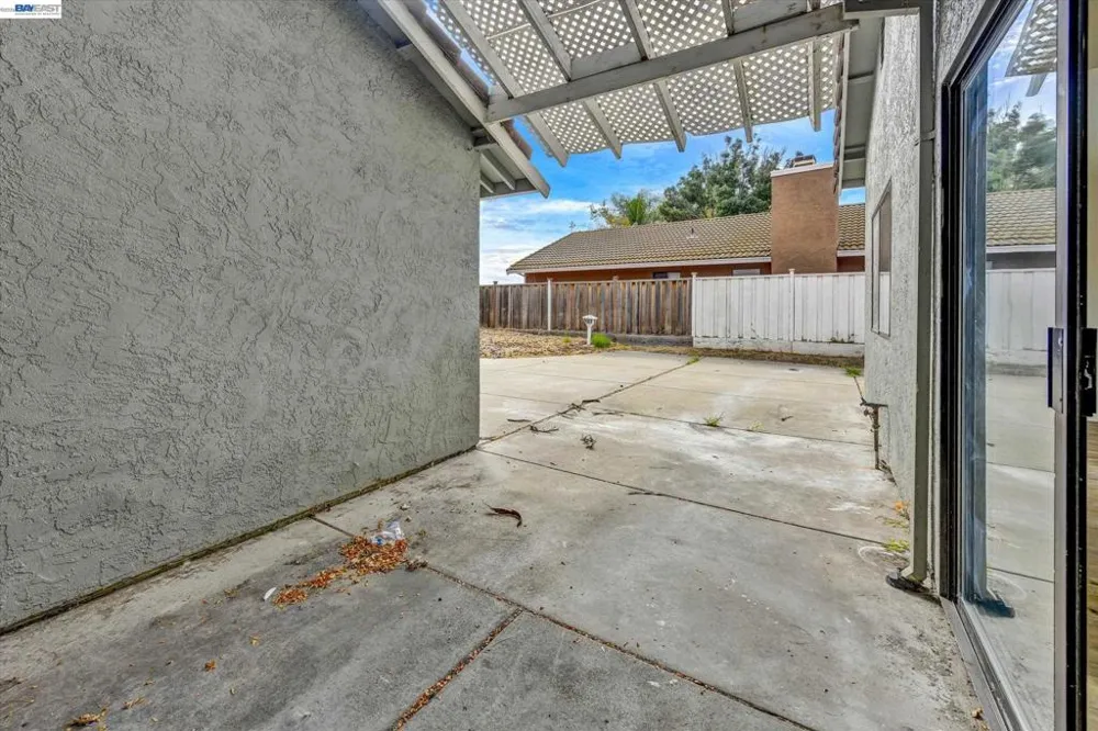 4205 Palomar Dr Antioch, CA 94531