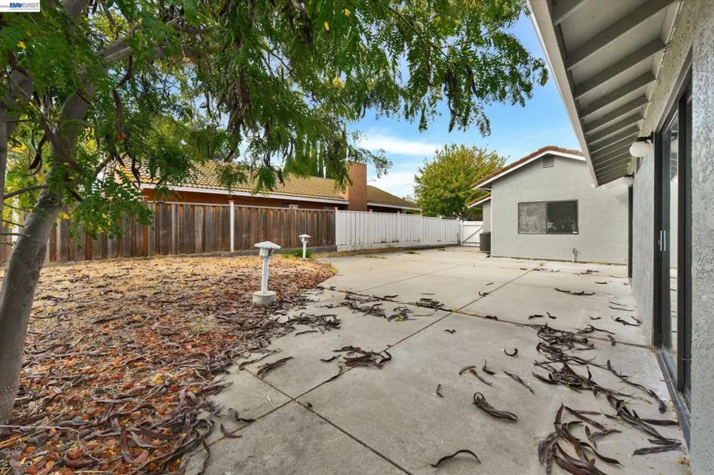 4205 Palomar Dr Antioch, CA 94531