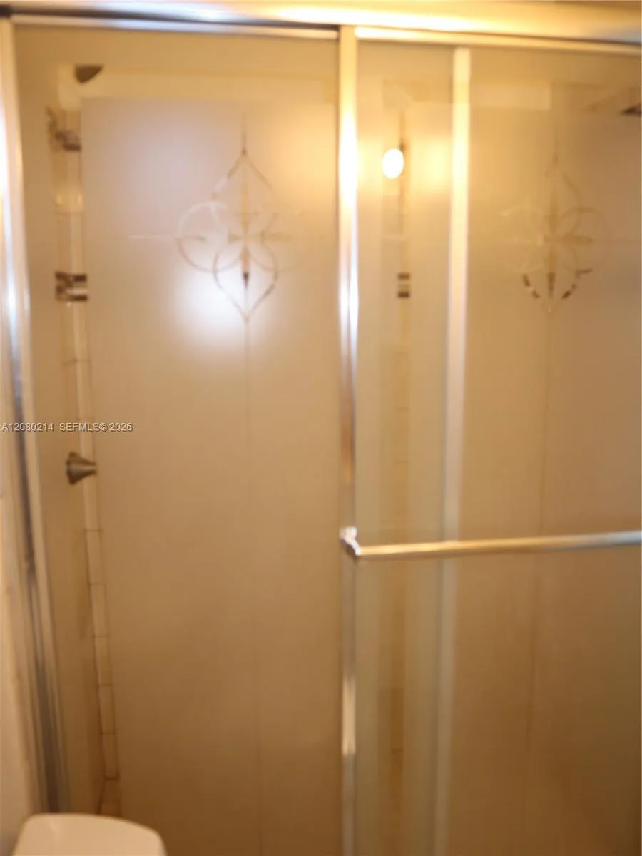 18790 NE 18th Ave #231 Miami, FL 33179