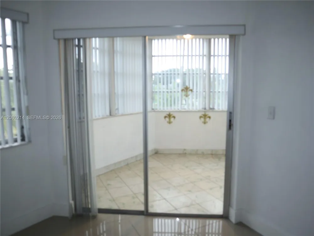 18790 NE 18th Ave #231 Miami, FL 33179
