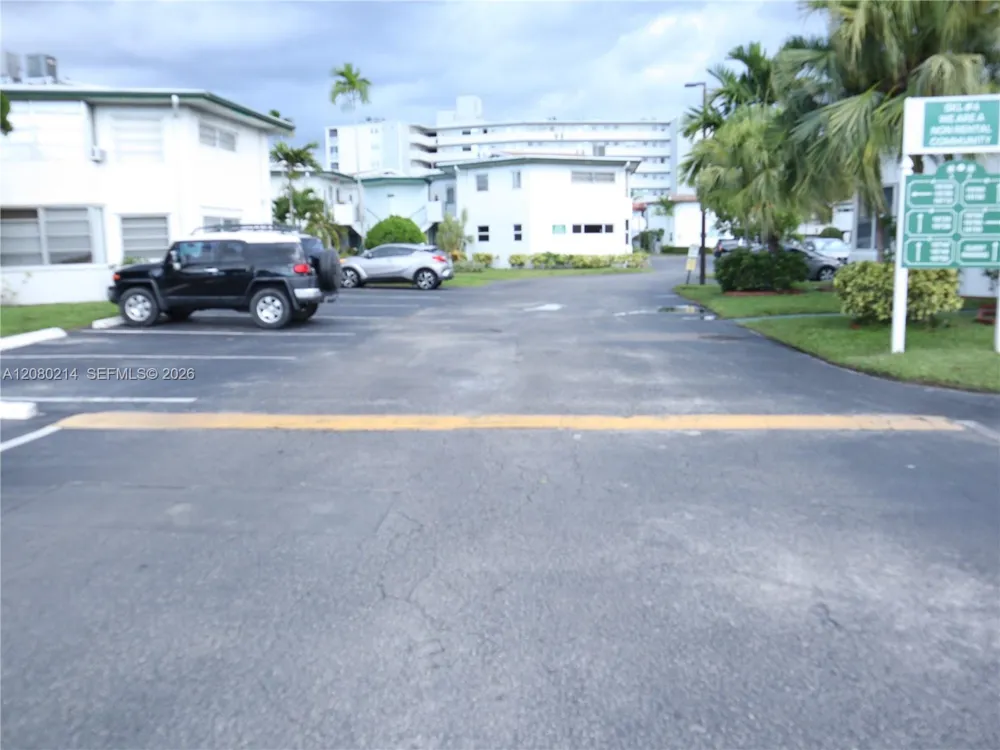 18790 NE 18th Ave #231 Miami, FL 33179