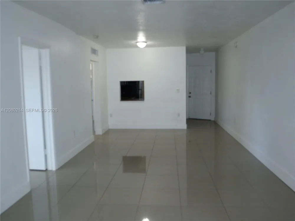 18790 NE 18th Ave #231 Miami, FL 33179