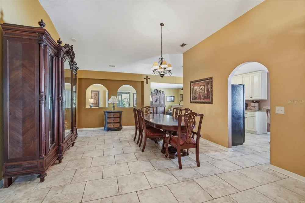 809 ROCKY MOUNTAIN COURT Valrico, FL 33594