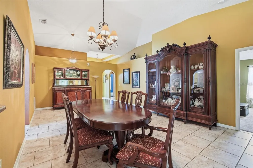 809 ROCKY MOUNTAIN COURT Valrico, FL 33594