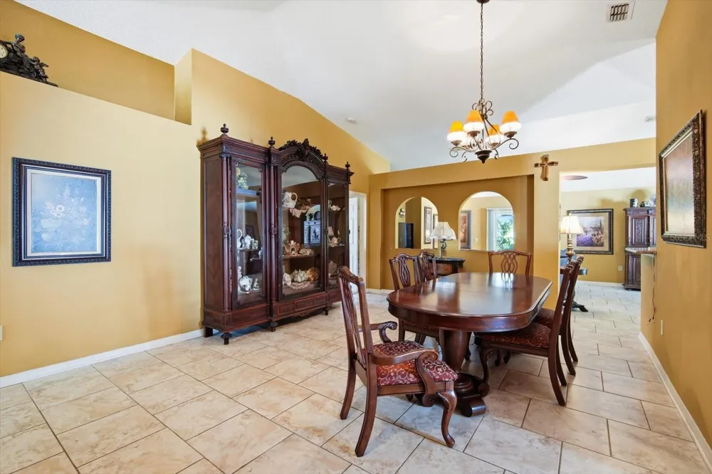 809 ROCKY MOUNTAIN COURT Valrico, FL 33594