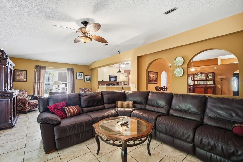 809 ROCKY MOUNTAIN COURT Valrico, FL 33594
