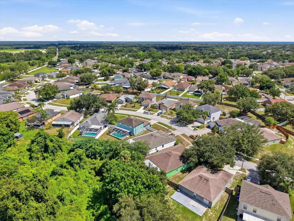 809 ROCKY MOUNTAIN COURT Valrico, FL 33594