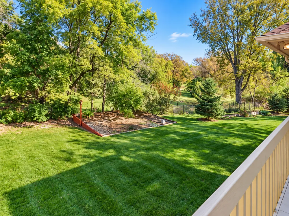 12800 50th Avenue Plymouth, MN 55442