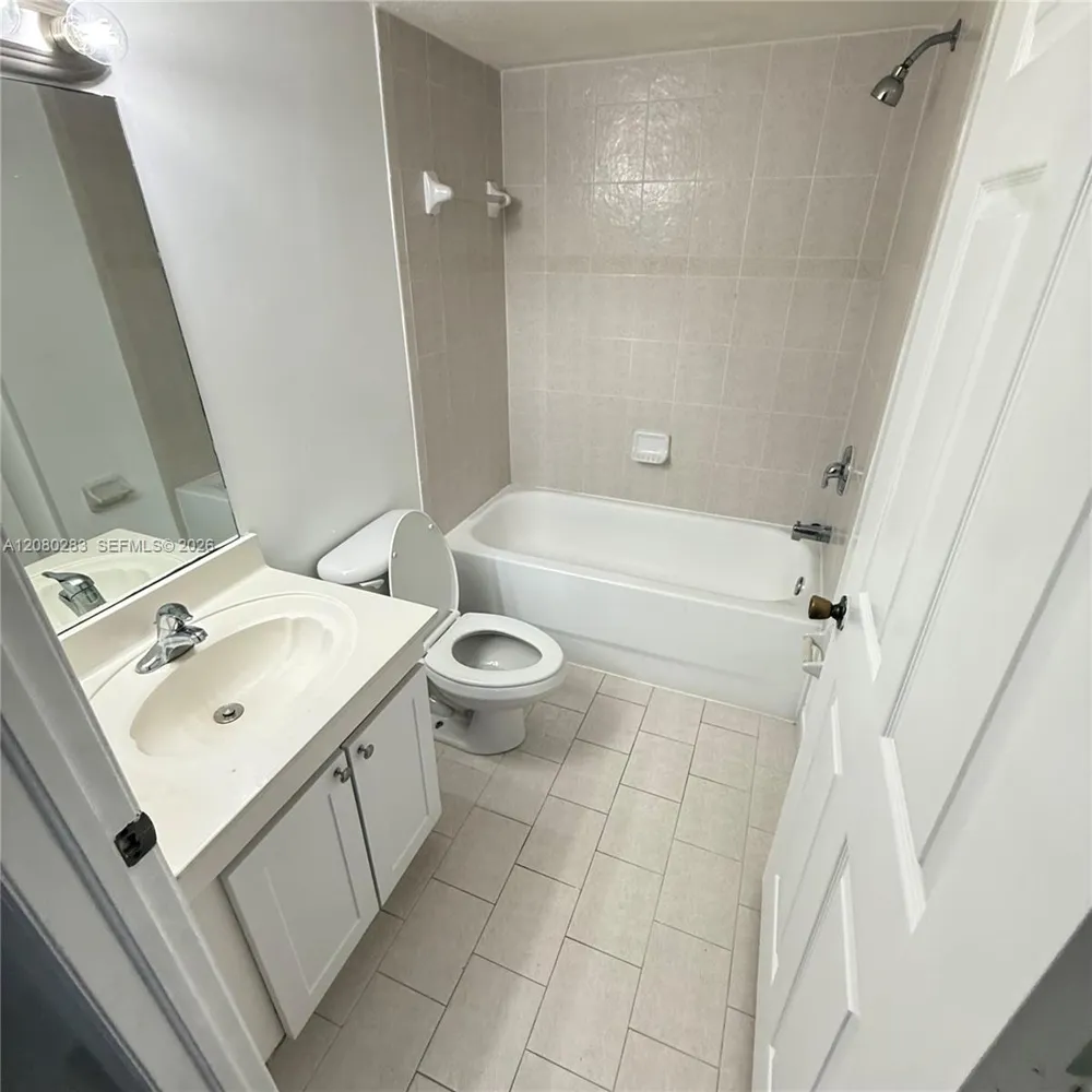 22931 SW 88th Pl #105 Cutler Bay, FL 33190