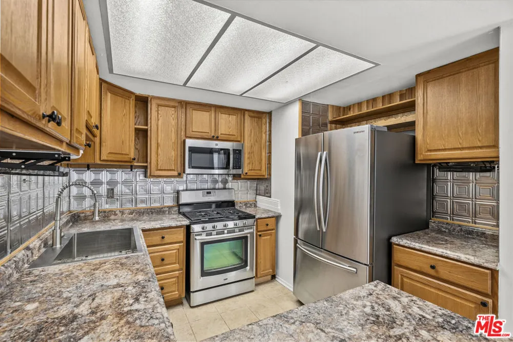 1532 Tern Court Ventura, CA 93003