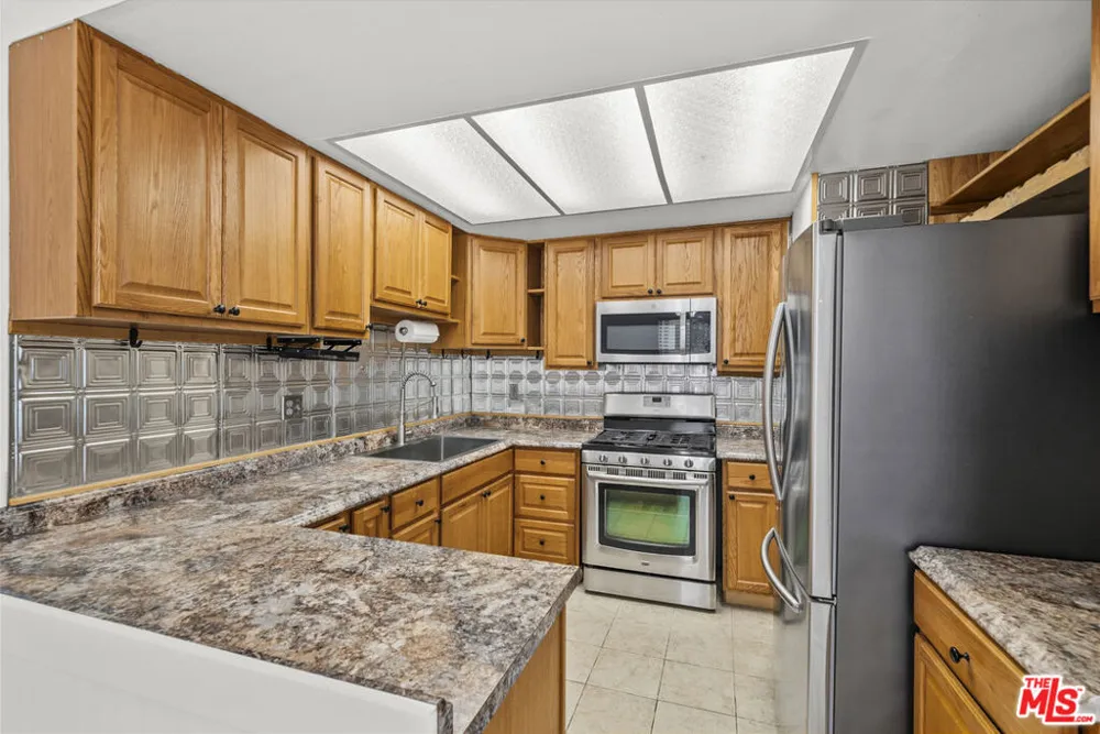 1532 Tern Court Ventura, CA 93003