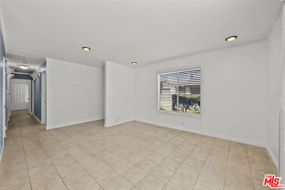 1532 Tern Court Ventura, CA 93003