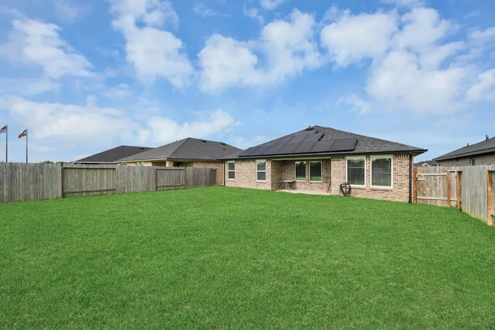 3521 Rockefeller Road Texas City, TX 77591