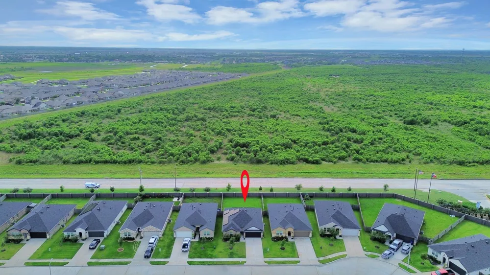 3521 Rockefeller Road Texas City, TX 77591