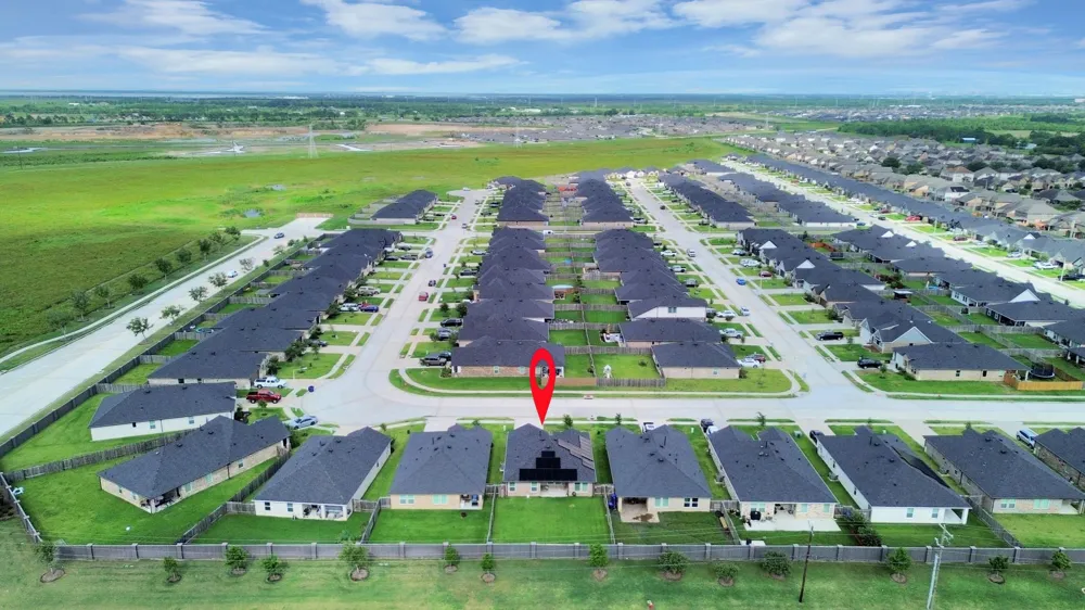 3521 Rockefeller Road Texas City, TX 77591